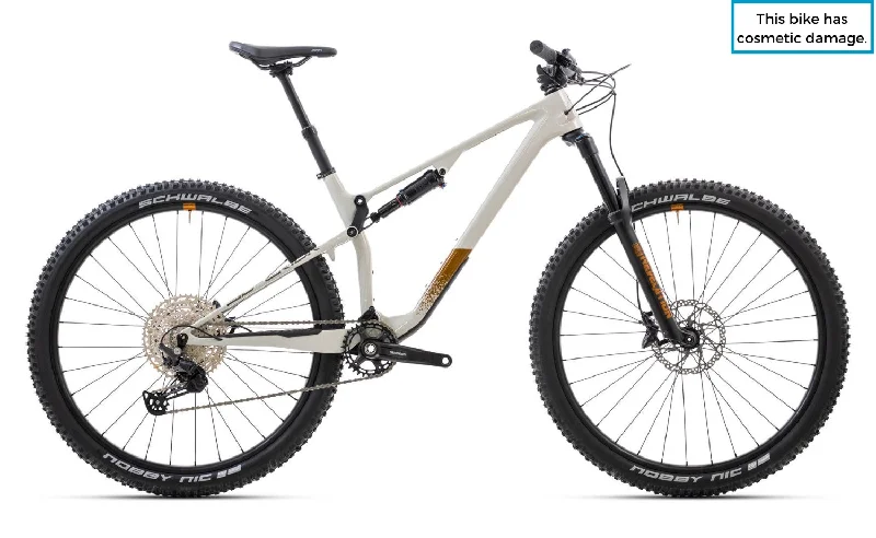 Ex Demo - Superior XF 929 TR - Carbon Mountain Bike