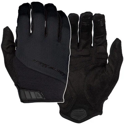 Lizskin, Gloves,Monitor Traver Medium,Jet Black Monitor Traverse  Apparel